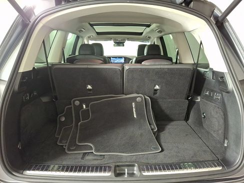 Used 2024 Mercedes-Benz GLS 450 4MATIC image 30