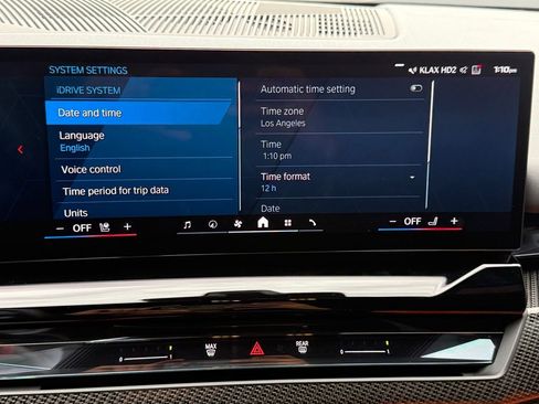 Used 2025 BMW M5 w/ Executive Package image 37