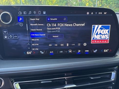 Certified 2025 Chevrolet Traverse LT image 17