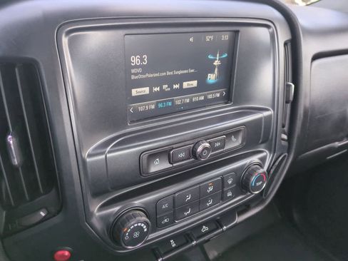 Used 2018 Chevrolet Silverado 1500 W/T w/ Trailering Package image 26