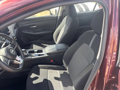 Used 2025 Nissan Sentra SV FWD image 34
