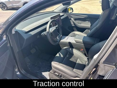 Used 2026 Tesla Model Y Long Range RWD image 16