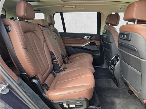 Used 2020 BMW X7 xDrive40i w/ Premium Package AWD/4WD image 19