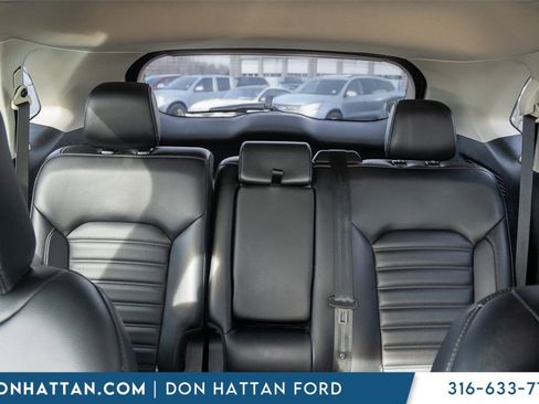 Used 2022 Ford Edge SEL image 14