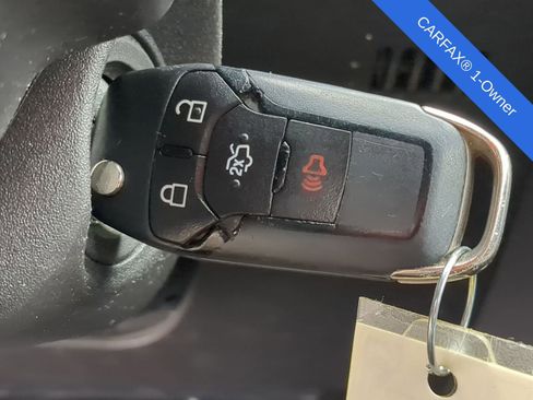 Used 2015 Ford Fusion SE image 35