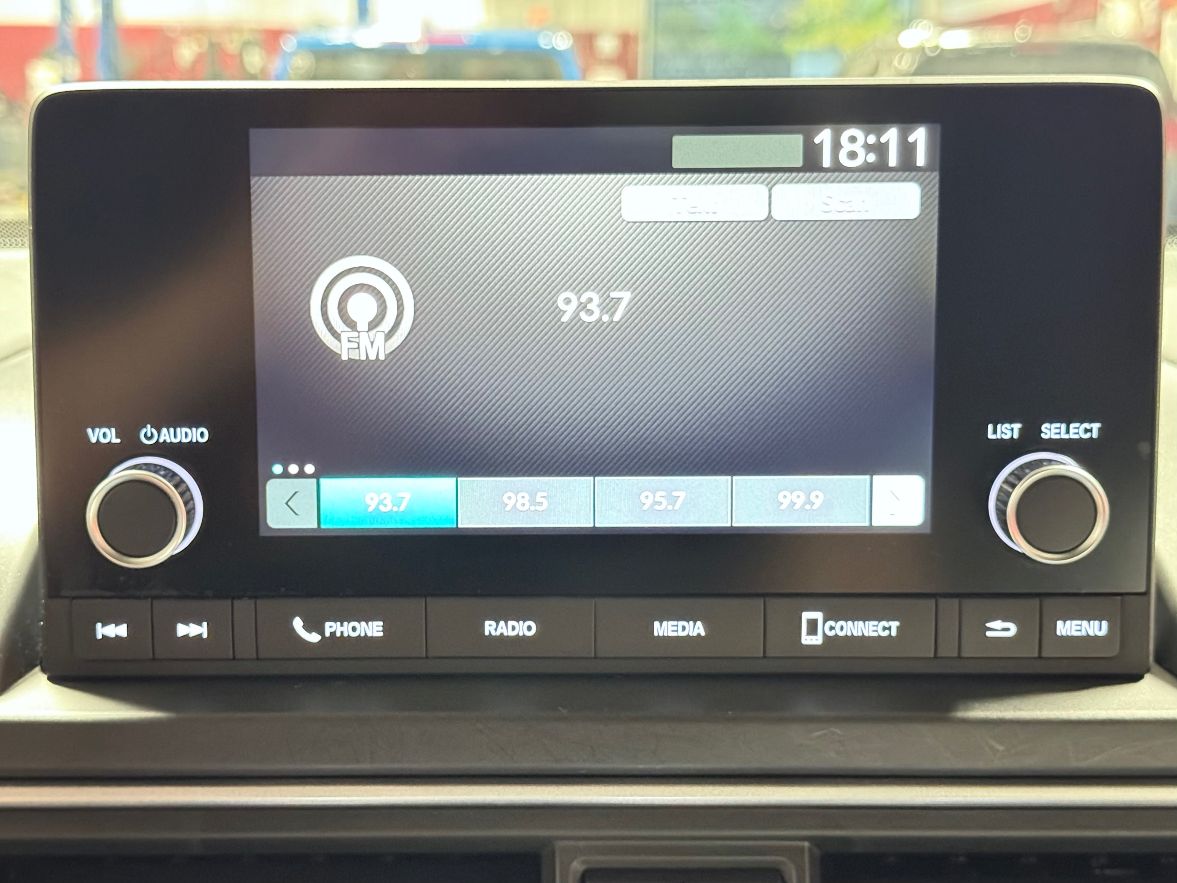 Used 2023 Honda Pilot Sport image 28