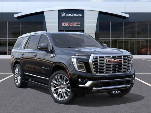 New 2026 GMC Yukon Denali w/ Denali Reserve Package AWD/4WD image 7