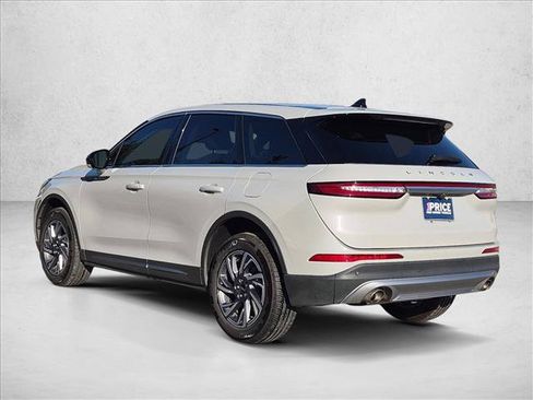 Used 2023 Lincoln Corsair FWD image 7