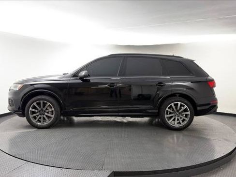 Used 2023 Audi Q7 2.0T Premium Plus w/ Premium Plus Package AWD/4WD image 3
