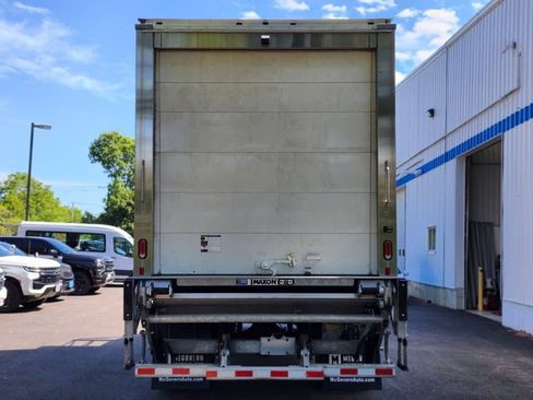 Used 2023 Ford F650 2WD Regular Cab Super Duty image 4
