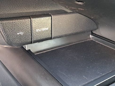 Certified 2024 Toyota Camry SE image 23