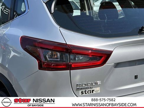 Used 2021 Nissan Rogue Sport S AWD/4WD image 9