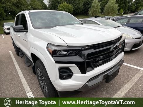 Used 2024 Chevrolet Colorado Z71 w/ Z71 Convenience Package 2 AWD/4WD image 1