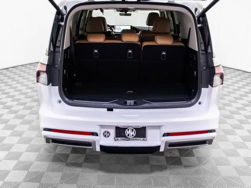 New 2026 INFINITI QX80 Luxe w/ Cargo Package image 30