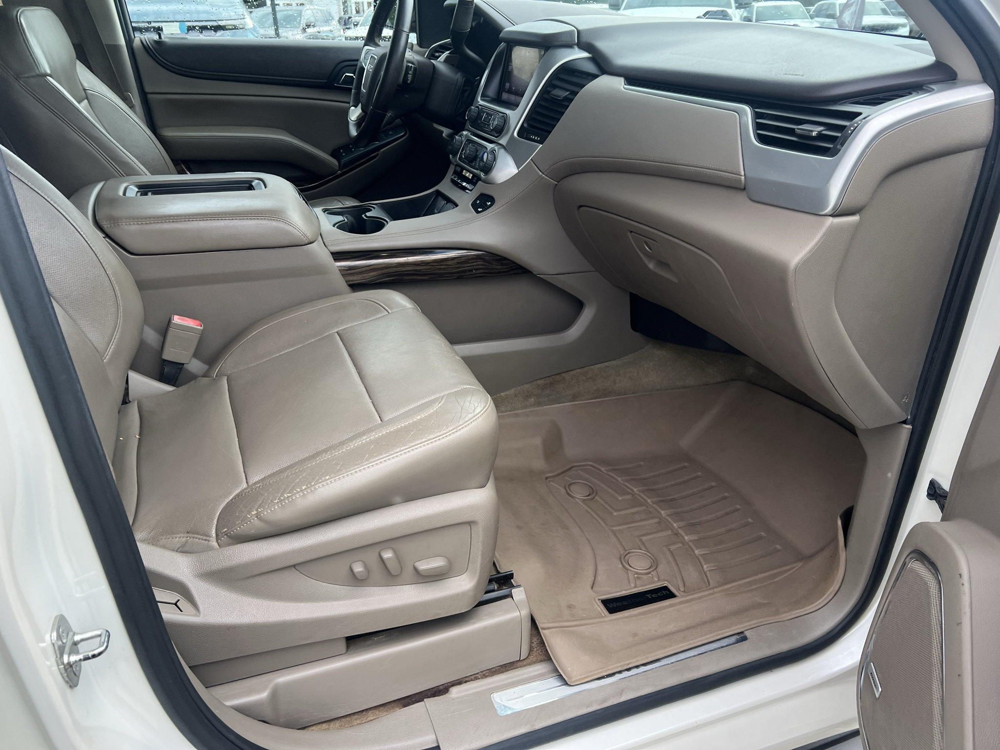 Used 2015 GMC Yukon SLT w/ Open Road Package RWD image 14