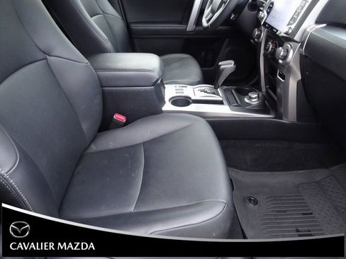 Used 2022 Toyota 4Runner TRD Sport image 16