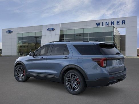 New 2026 Ford Explorer ST-Line w/ ST-Line Street Pack image 4