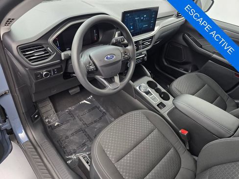 Used 2026 Ford Escape Active w/ Tech Pack #1 FWD image 10