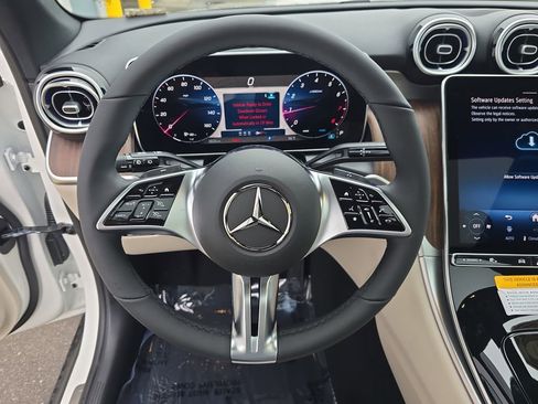 Certified 2025 Mercedes-Benz GLC 300 4MATIC image 20