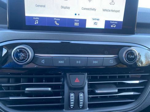 New 2026 Ford Escape Active image 22