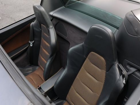 Used 2013 McLaren MP4-12C Spider image 31