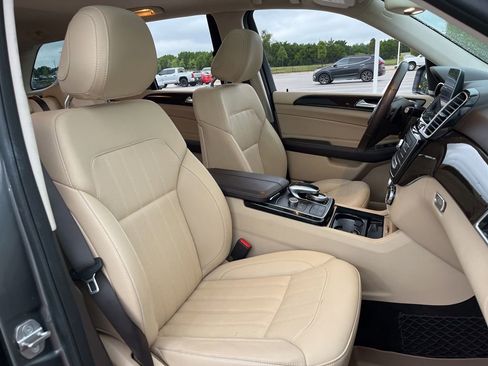 Used 2018 Mercedes-Benz GLE 350 4MATIC image 29