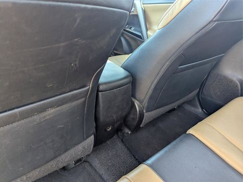 Used 2017 Toyota RAV4 Limited image 15