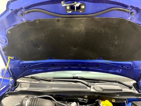 Used 2019 Dodge Grand Caravan SXT image 39