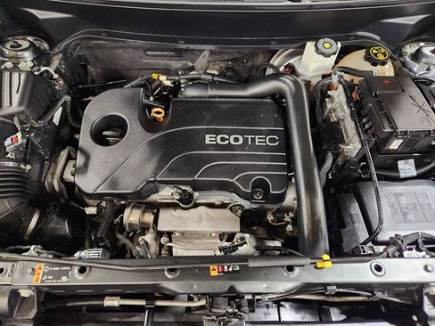 Used 2020 Chevrolet Equinox LT image 50