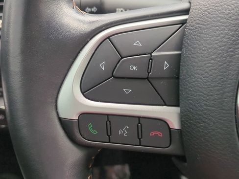 Used 2020 Jeep Compass Limited image 26