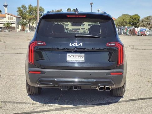 Used 2022 Kia Telluride SX w/ SX Prestige Package image 6