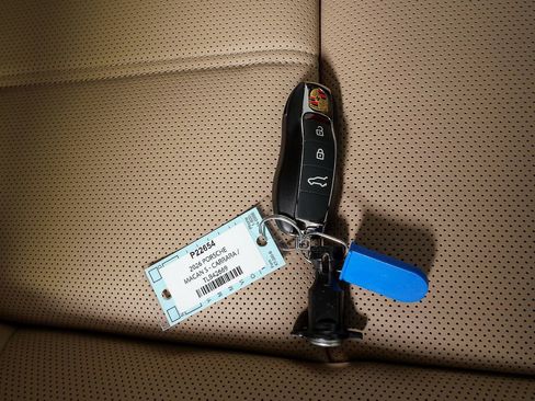 New 2026 Porsche Macan S image 27