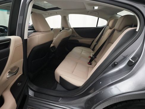 Used 2021 Lexus ES 350 Luxury image 16