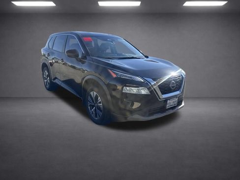 Used 2023 Nissan Rogue SV FWD image 12