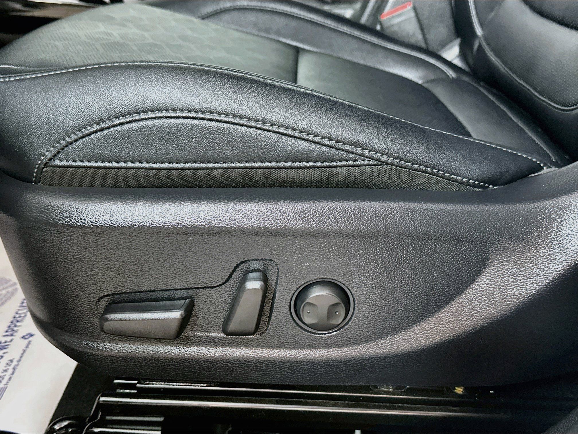 Certified 2024 Kia Seltos EX AWD/4WD image 19