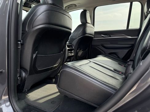 Certified 2023 Jeep Grand Cherokee Limited image 29