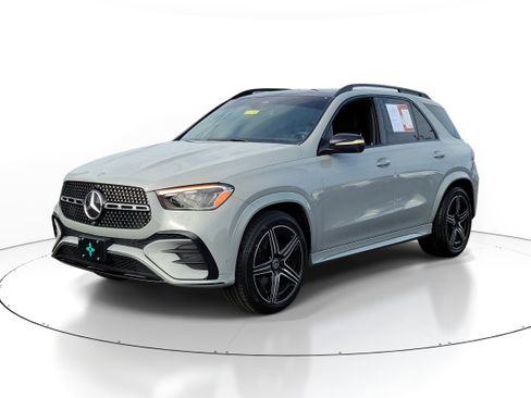Used 2024 Mercedes-Benz GLE 350 4MATIC image 2