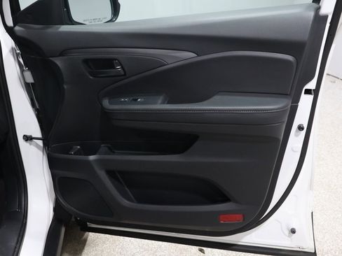 Used 2023 Honda Passport EX-L image 23