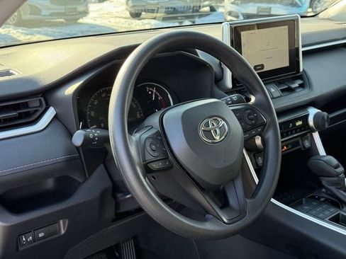 Used 2025 Toyota RAV4 LE image 25