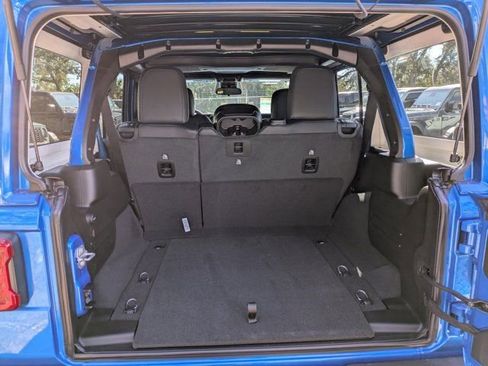 New 2026 Jeep Wrangler Unlimited Rubicon image 11