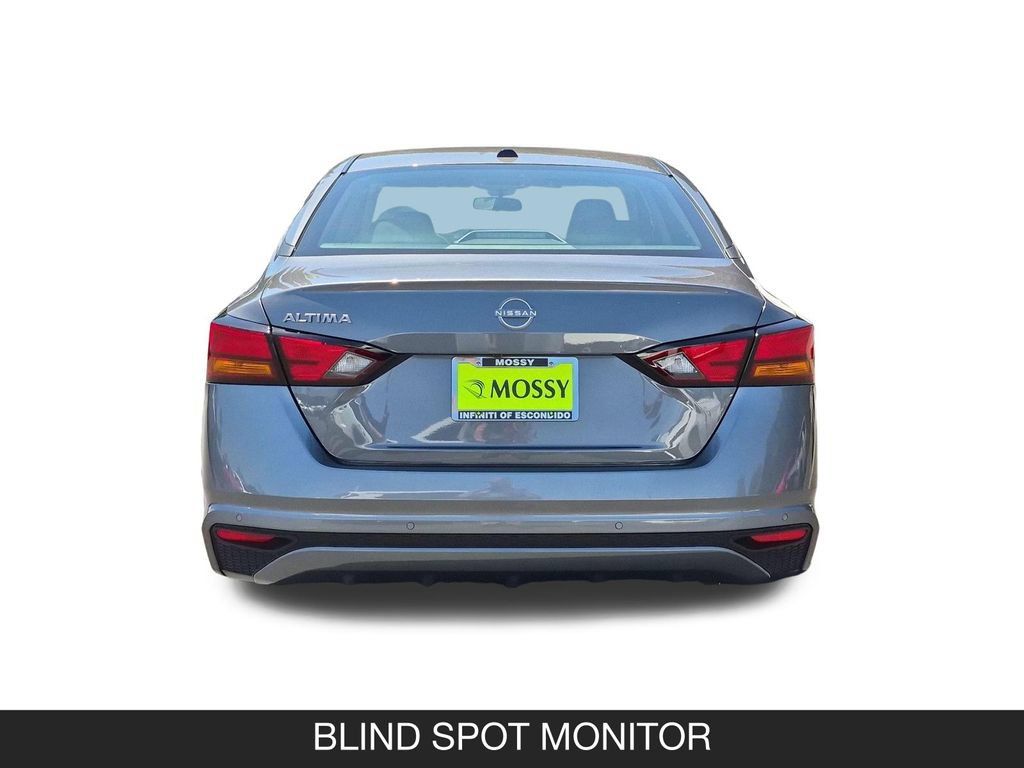 New 2026 Nissan Altima 2.5 SV FWD image 8