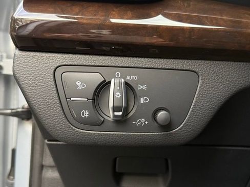 Used 2018 Audi Q5 2.0T Premium image 17