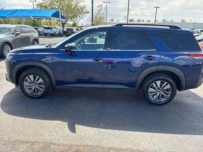 Used 2025 Nissan Pathfinder SV