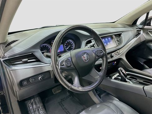 Used 2021 Buick Enclave Premium w/ Sun and Sites Package image 9