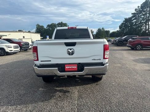 Used 2024 RAM 2500 Big Horn AWD/4WD image 4