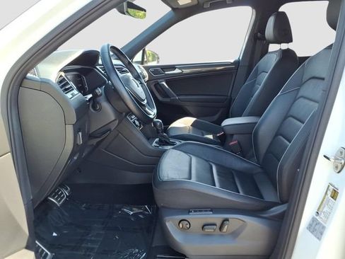 Used 2020 Volkswagen Tiguan SEL Premium R-Line AWD/4WD image 12