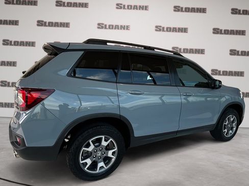 Certified 2023 Honda Passport TrailSport image 6