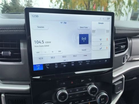 Used 2024 Ford Expedition XLT image 16