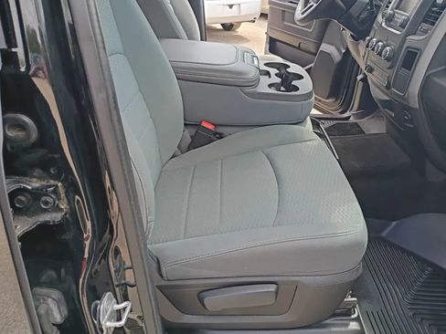 Used 2014 RAM 1500 Express AWD/4WD image 17
