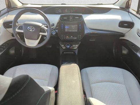 Used 2018 Toyota Prius Two image 25